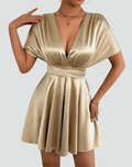 Mini cocktail dress with V-neck and defined waist for parties
