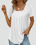 Loose women's blouse with square neckline and short sleeves