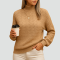 Stylish and soft turtleneck with ribbed pattern