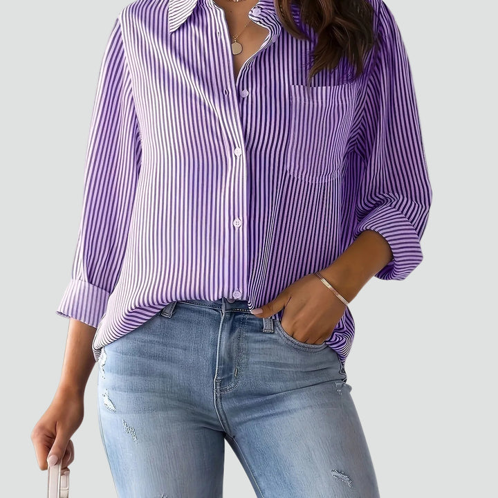 Women's oversized striped shirt with pocket for everyday wear