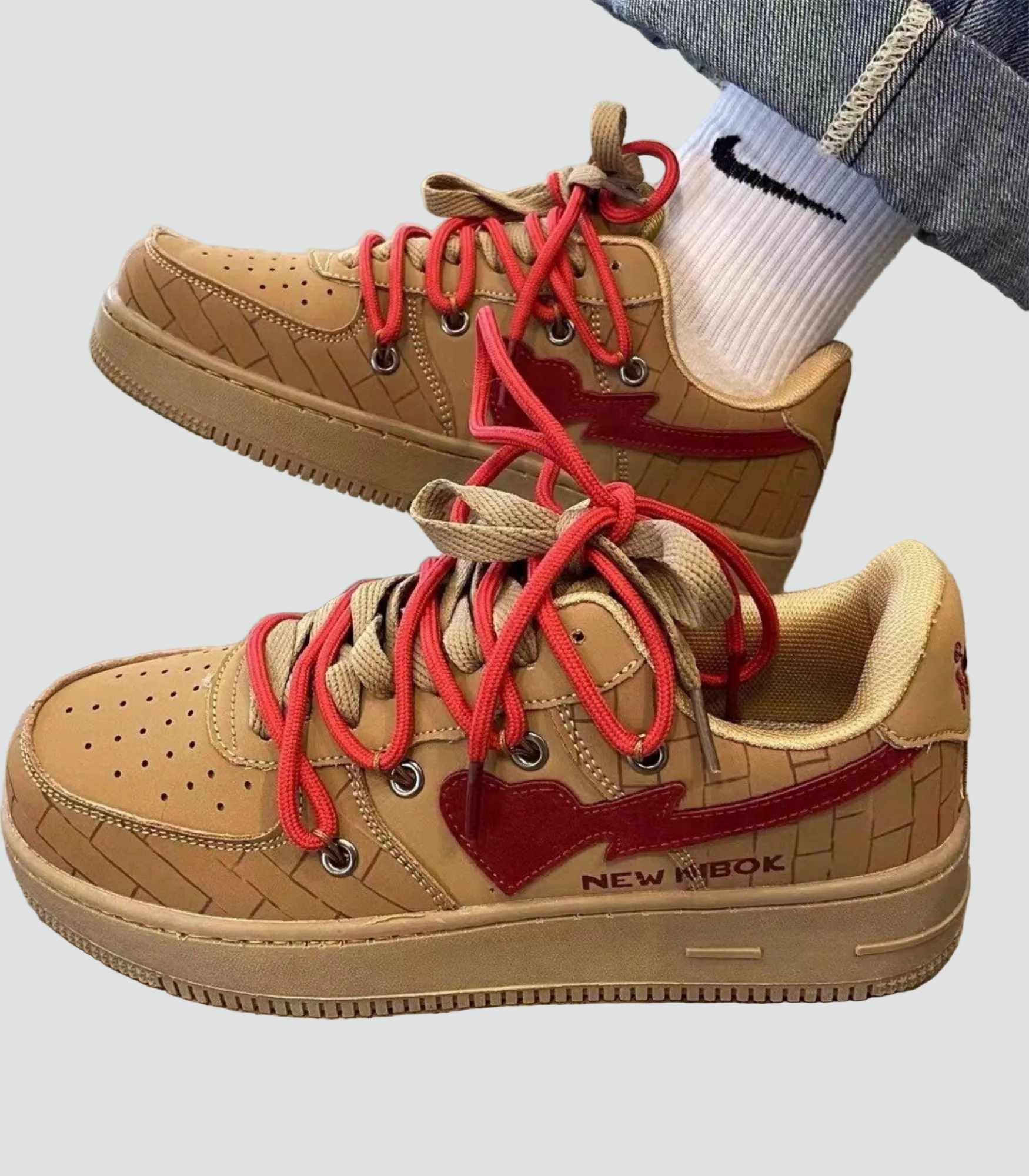 Red-brown / 40