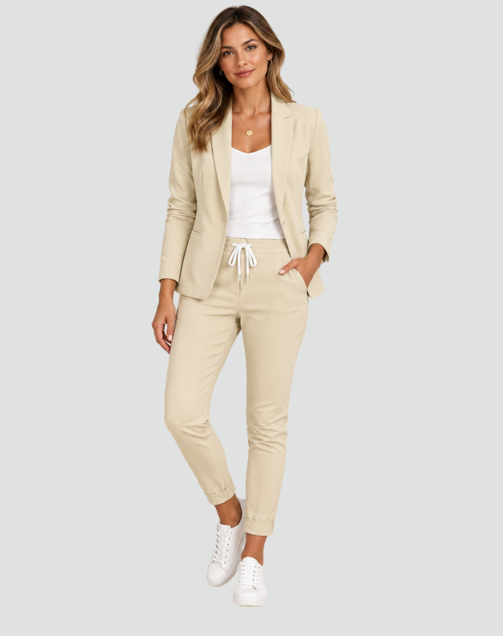 Ensemble décontracté féminin deux pièces avec veste et pantalon