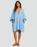 Women's loose beach dress with V-neck and three-quarter sleeves