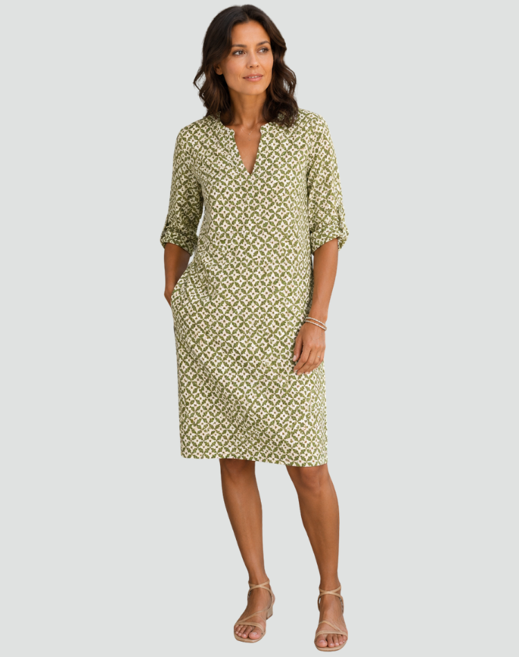 Summer mini party dress with geometric pattern and 3/4 sleeve