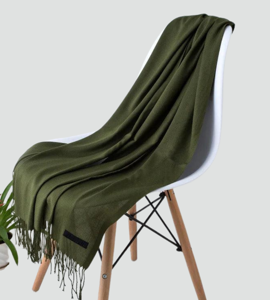 Miękki szal damski z frędzlami na jesień i zimę