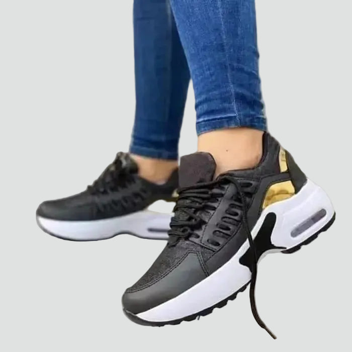 Women's sporty sneakers with thick sole for daily walking