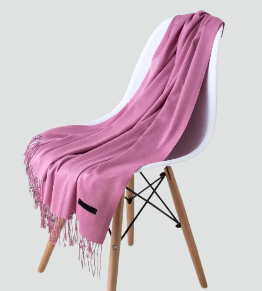 Miękki szal damski z frędzlami na jesień i zimę