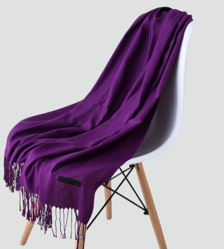 Miękki szal damski z frędzlami na jesień i zimę