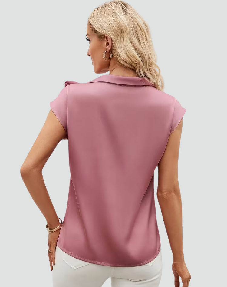 Satijnen damesblouse met strik en korte mouwen voor op kantoor