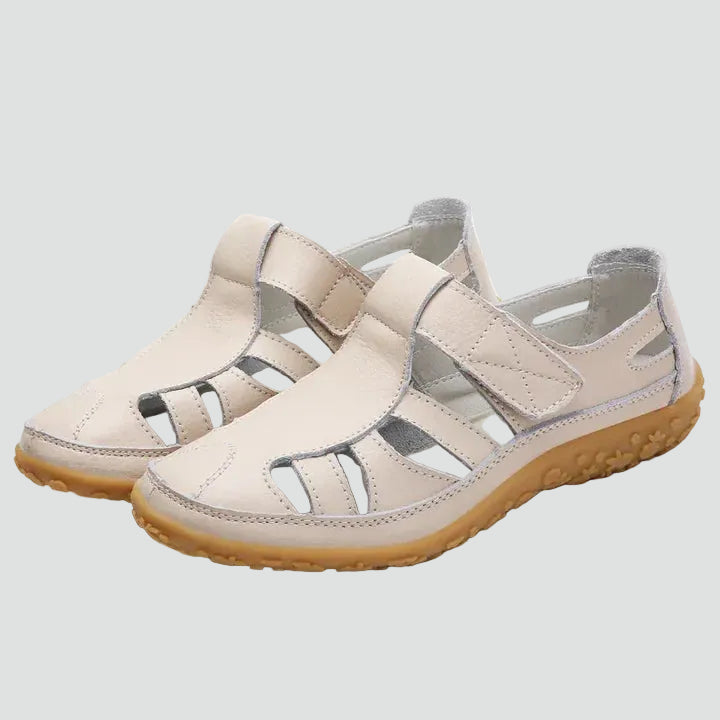 Orthopedic women's sandals with closed toe and non-slip sole