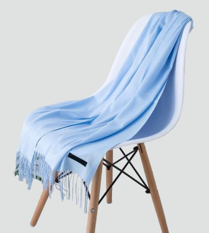 Miękki szal damski z frędzlami na jesień i zimę