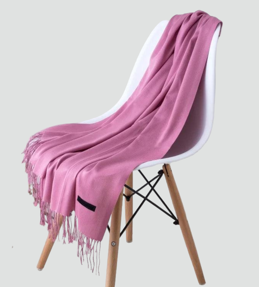 Miękki szal damski z frędzlami na jesień i zimę