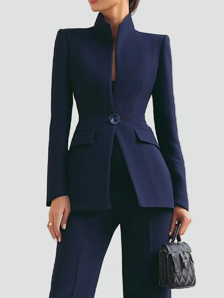 Elegancki garniturowy zestaw damski dwuczęściowy z dopasowaną marynarką