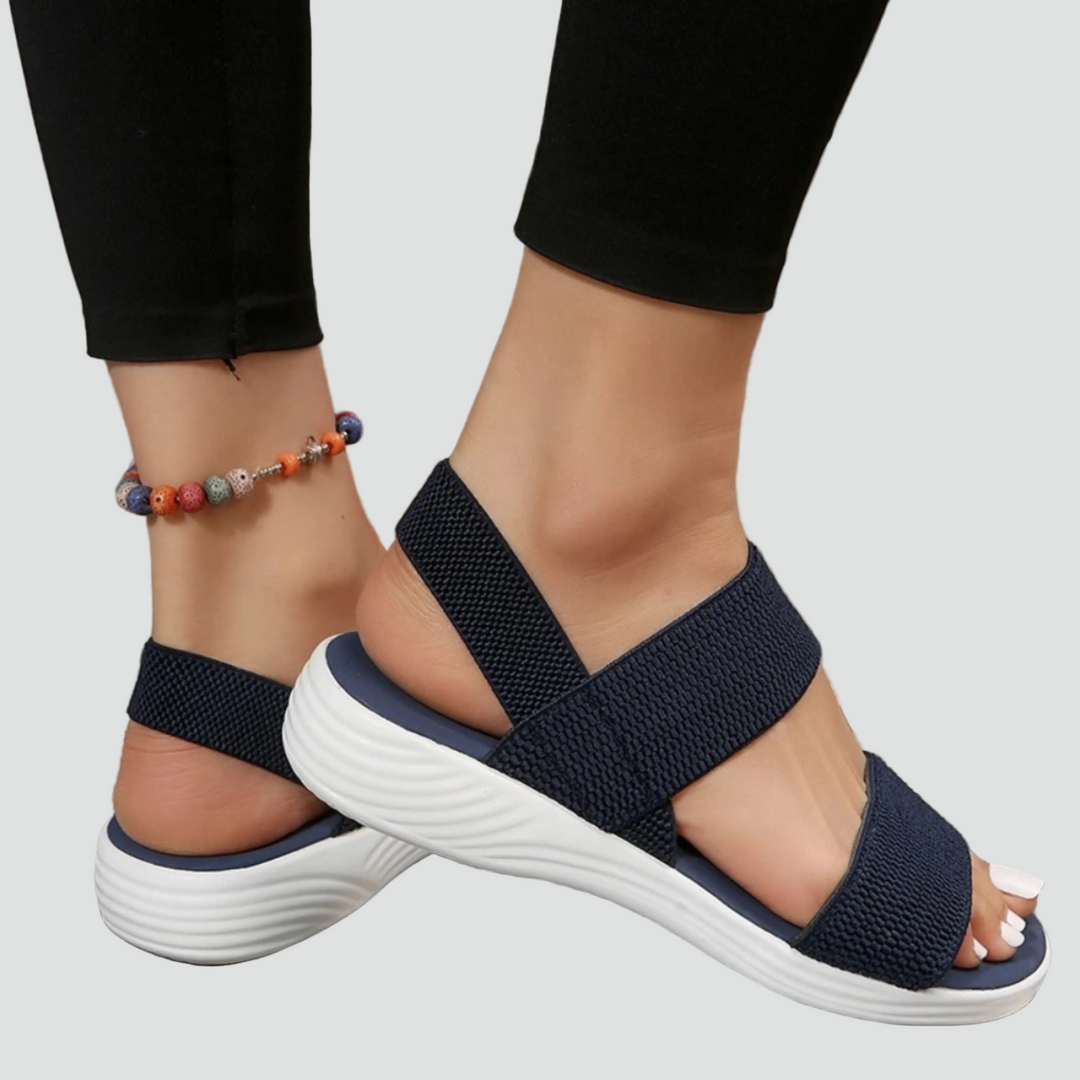 Light sandals with elastic orthopedic straps