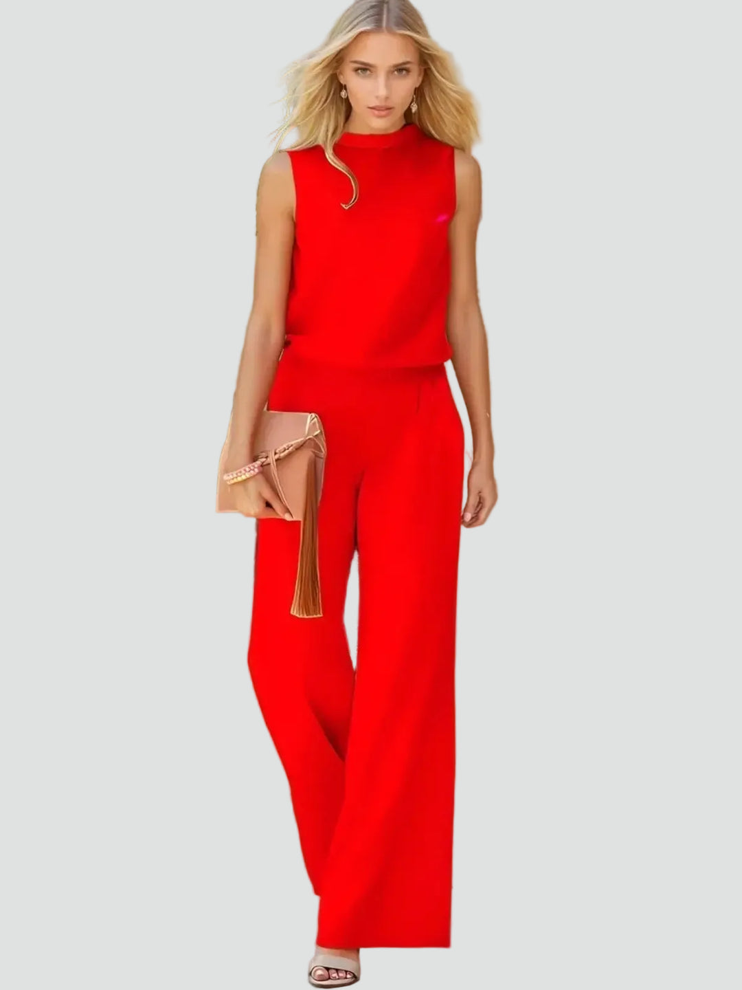 Summer sleeveless jumpsuit with wide legs