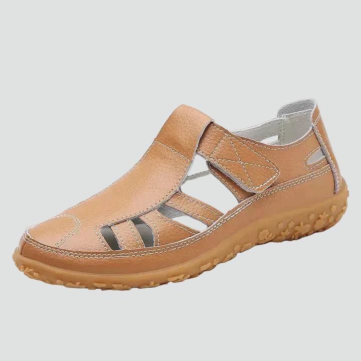 Orthopedic women's sandals with closed toe and non-slip sole