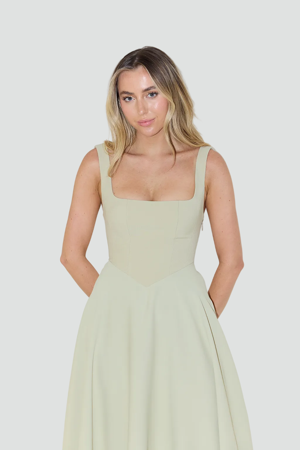 Elegancka damska sukienka midi koktajlowa o rozkloszowanym kroju