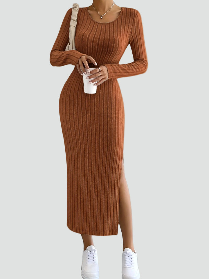 Geribbelde maxi feestjurk met split