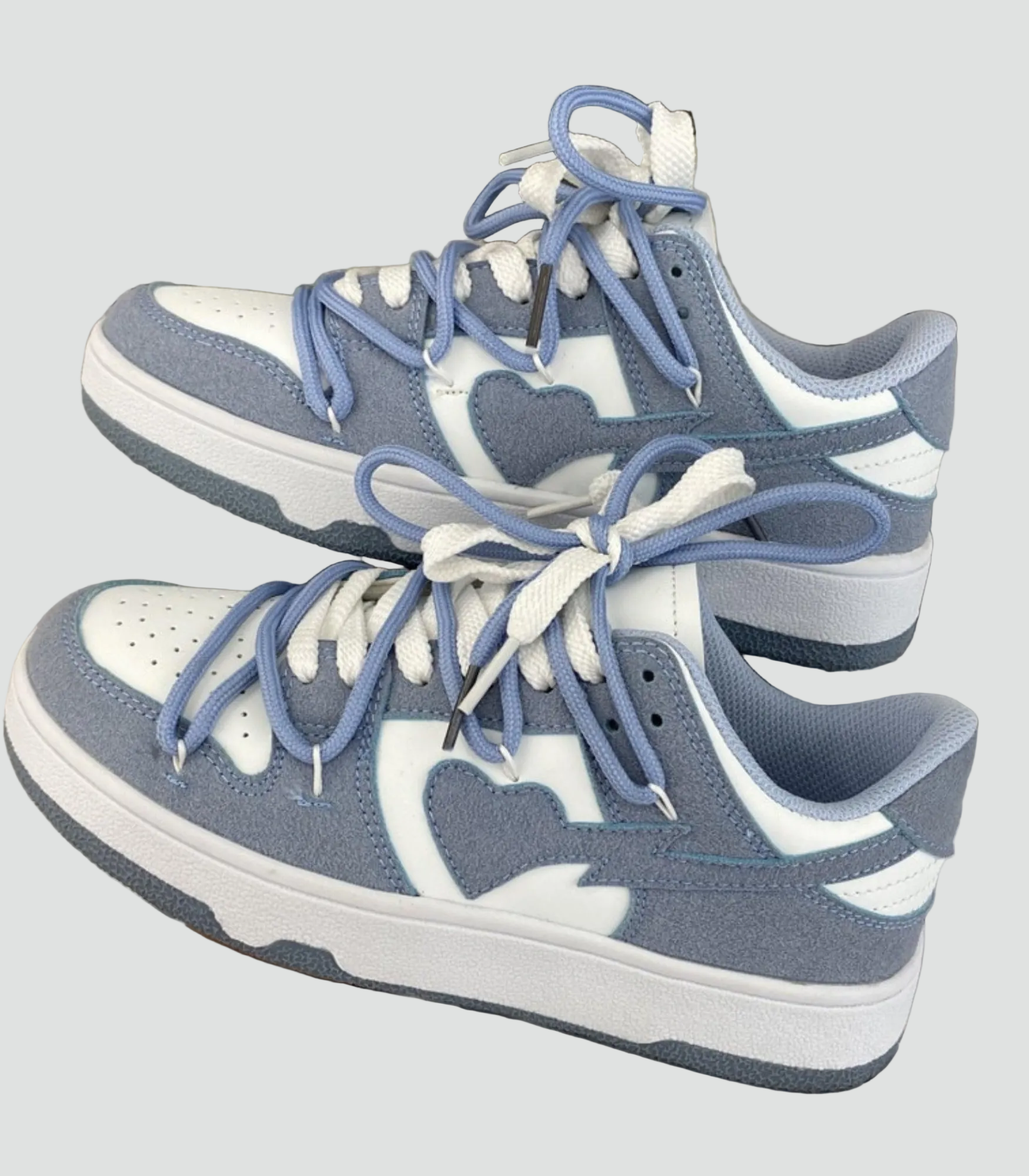 Gray and white / 40
