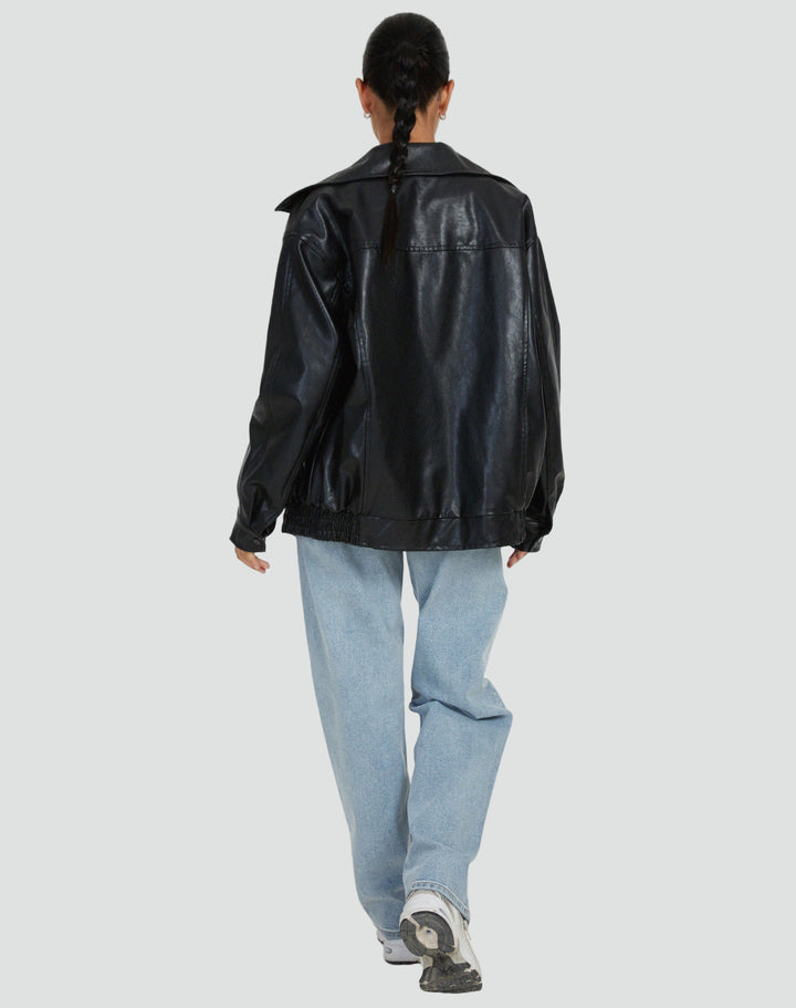 Oversize damska kurtka z ekoskóry zapinana na zamek