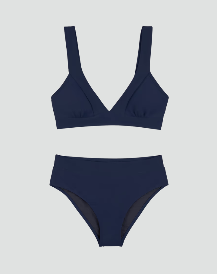 High-waisted bikini with deep neckline for women
