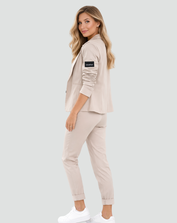 Casual dames tweedelig pak met jasje en broek
