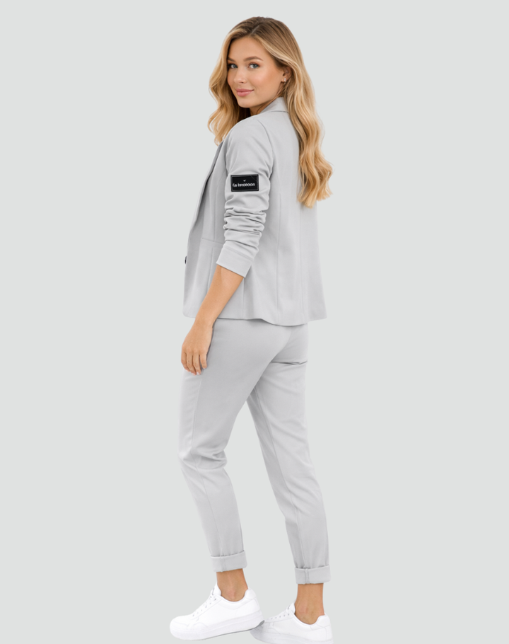 Casual dames tweedelig pak met jasje en broek