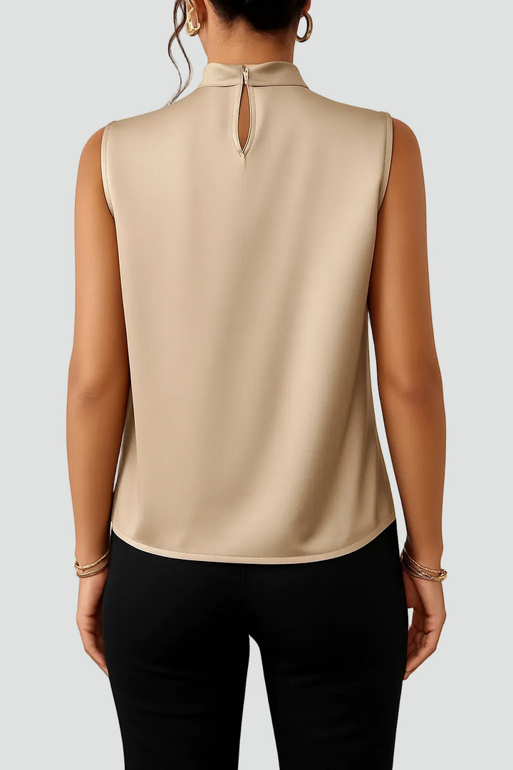 Elegant satin-look halter top tied at the neck
