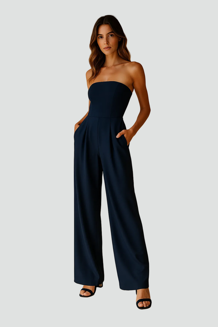 Elegant strapless jumpsuit with wide legs for women
