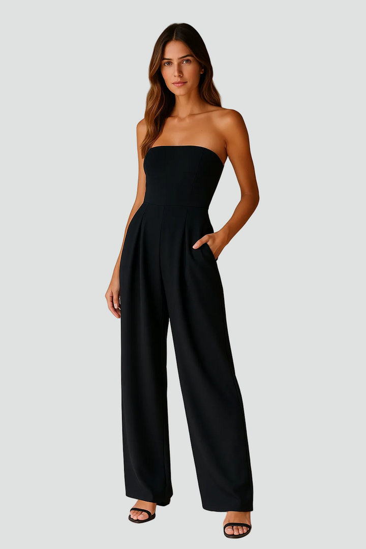 Elegant strapless jumpsuit with wide legs for women