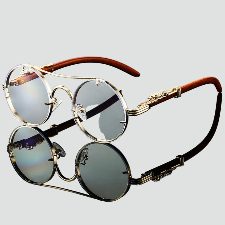Retro sunglasses with metallic finish