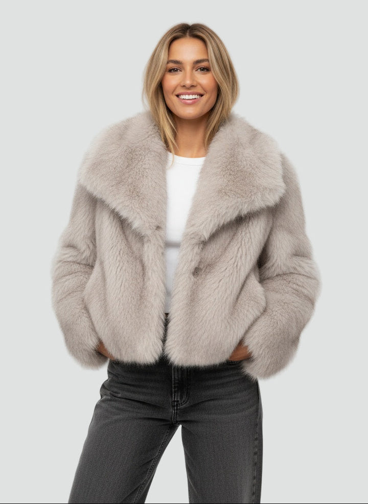 Elegancka krótka zimowa kurtka damska ze sztucznego futra