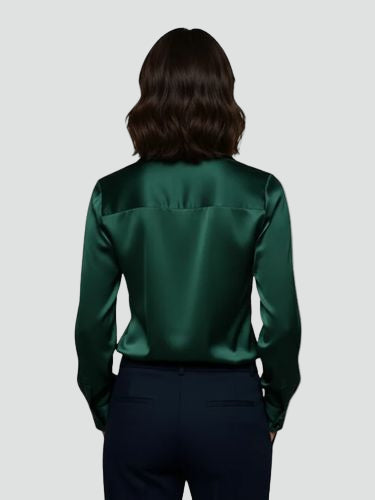 Elegancka satynowa bluzka damska z dekoltem V i długim rękawem