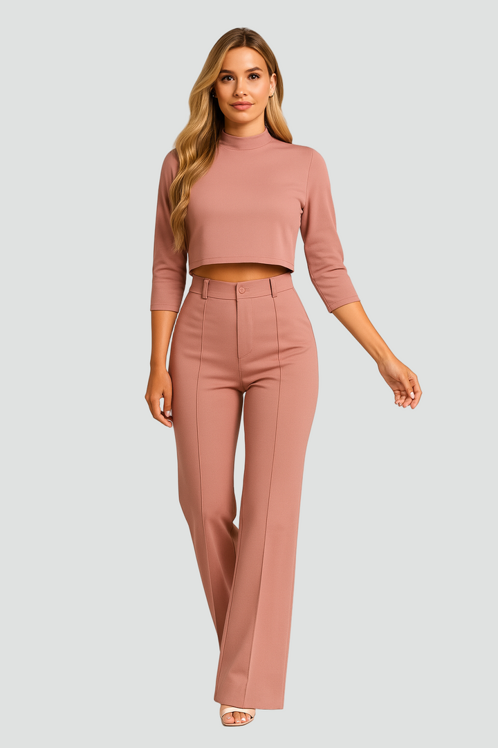 Damski komplet z krótkim topem i szerokimi spodniami z wysokim stanem