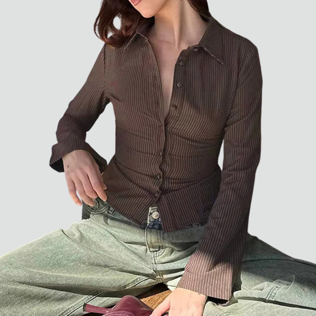 Fitted ribbed women's shirt with buttons and long sleeves