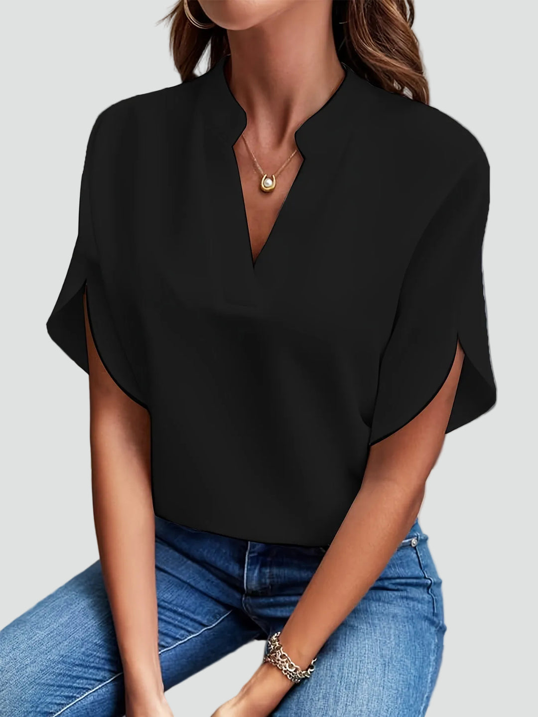 Dames elegante blouse met opstaande kraag en V-hals met vlindermouw