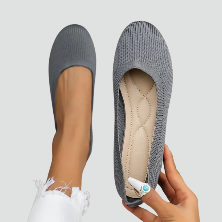 Flexible women's ballet flats with soft insole, orthopedic