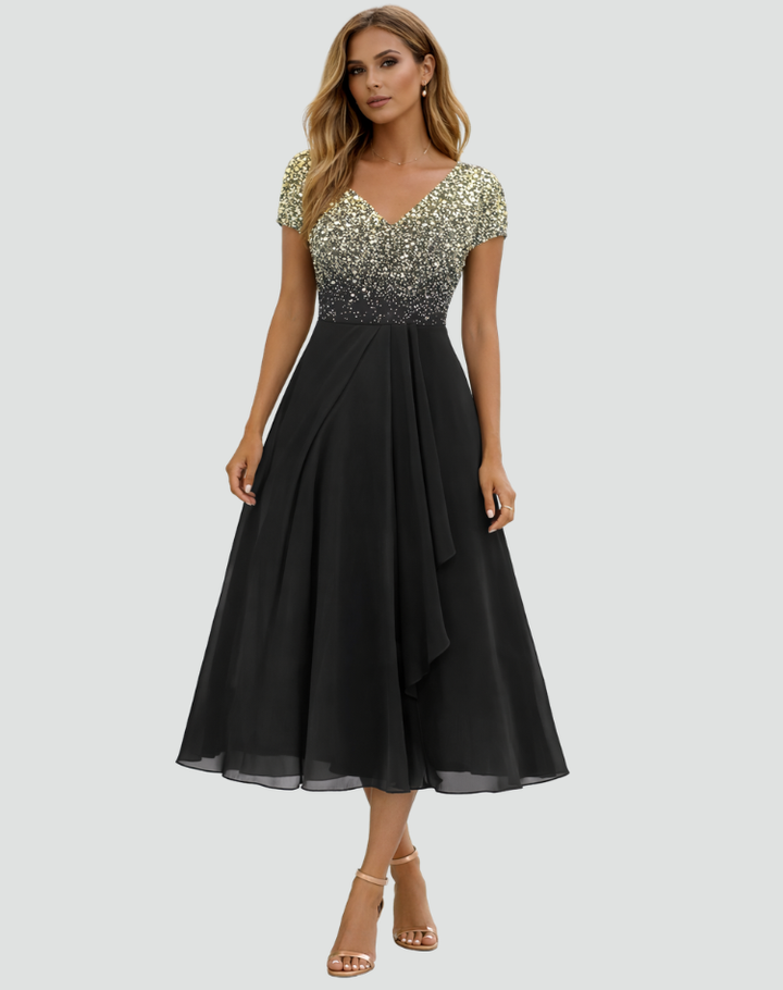 Elegancka sukienka koktajlowa maxi z kwiatowym dekoltem