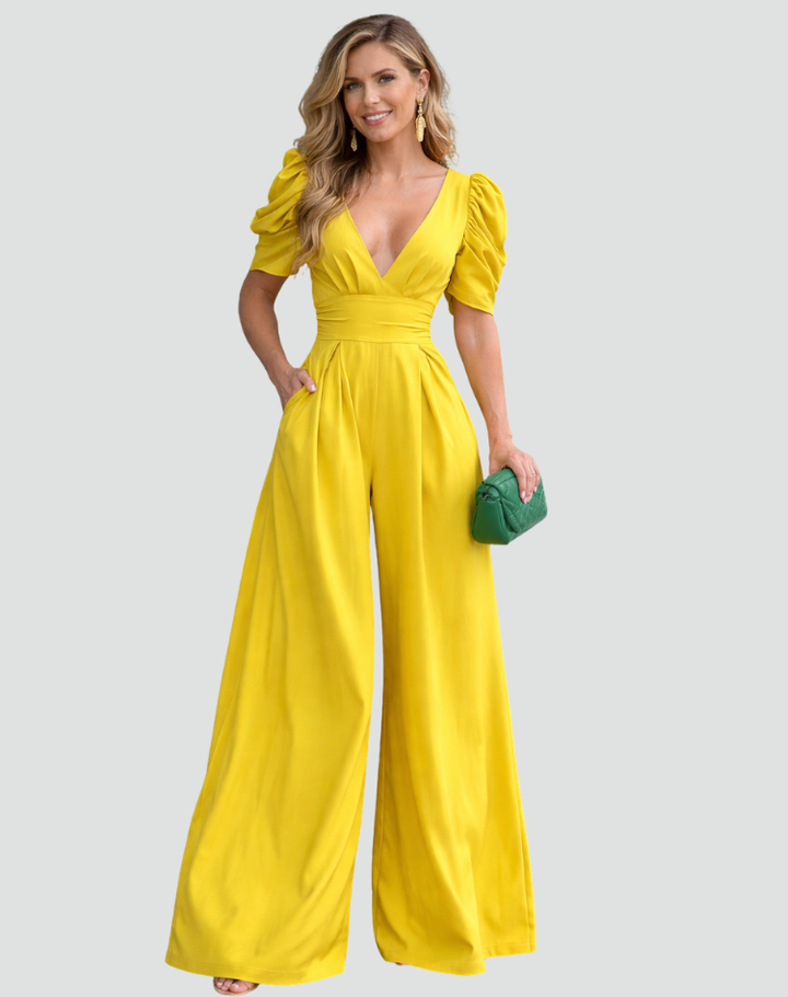 Elegant women's jumpsuit with puff sleeves