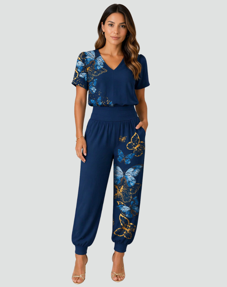 Elegant lightweight set with blouse and pants for women