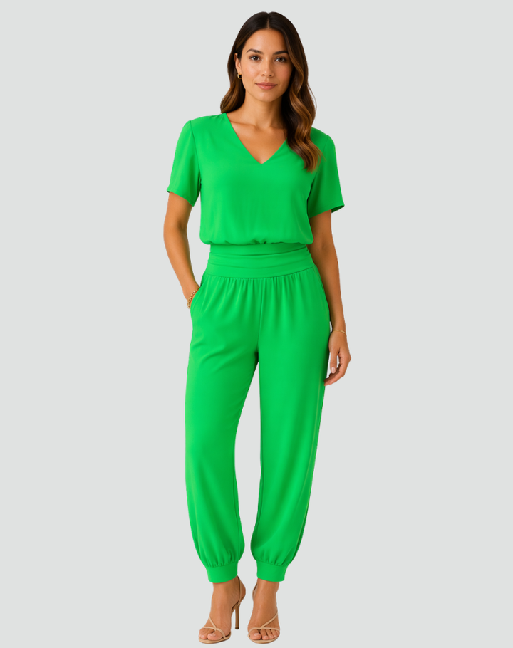 Elegant lightweight set with blouse and pants for women