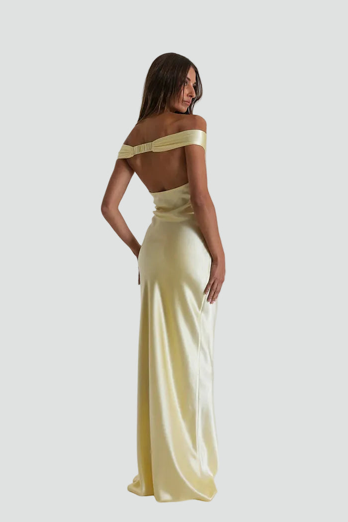 Gele maxi-jurk met satijnen uitstraling voor bruiloft, Spaanse stijl
