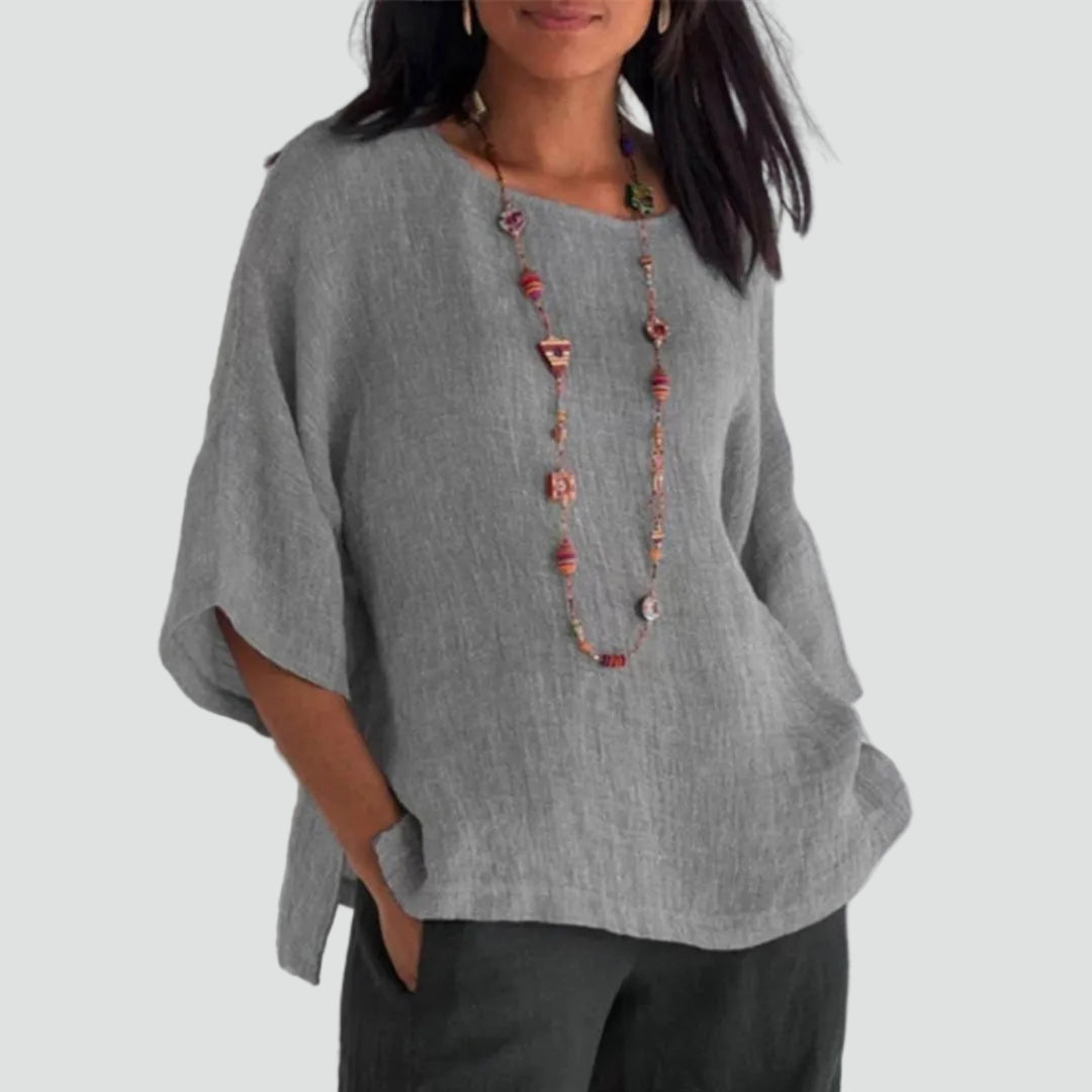 Loose oversized tunic with 3/4 sleeves in boho style