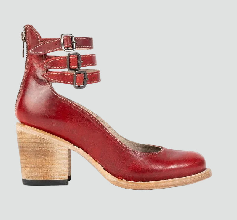 Botki na słupku z paskami i klamrami w stylu vintage