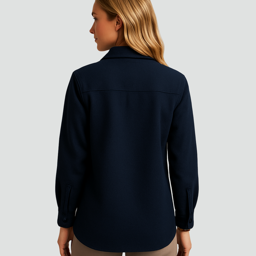 Koszulowa kurtka zimowa damska z kieszeniami i guzikami