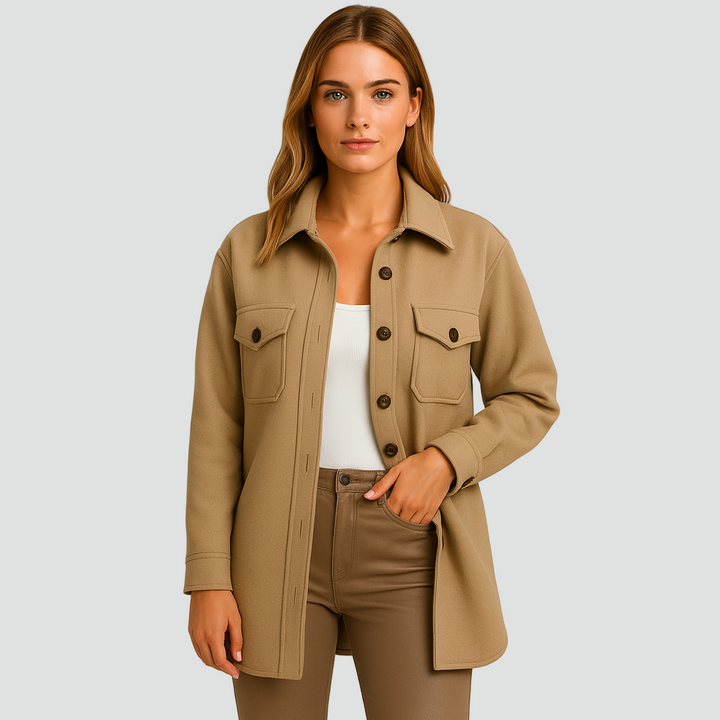 Koszulowa kurtka zimowa damska z kieszeniami i guzikami