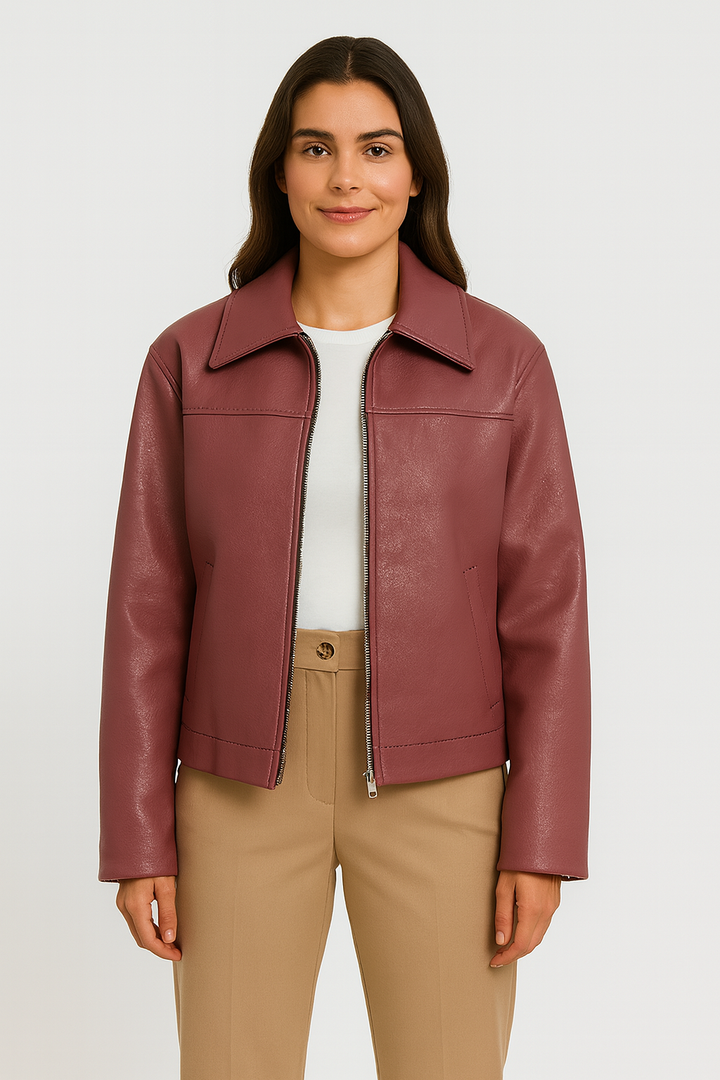 Krótka kurtka damska ze skóry ekologicznej z kołnierzem