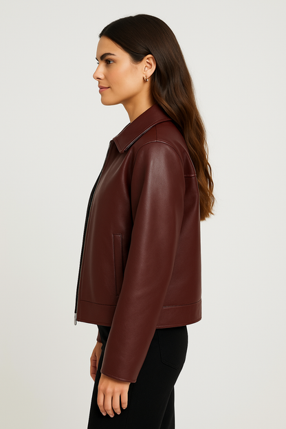 Krótka kurtka damska ze skóry ekologicznej z kołnierzem
