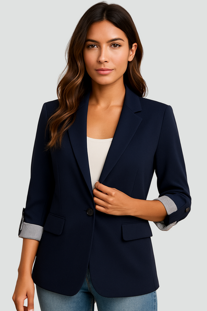 Lekka marynarka damska z klapami i podwiniętymi rękawami w paski