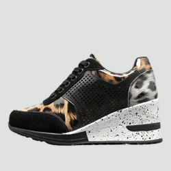 Light wedge sneakers with breathable mesh